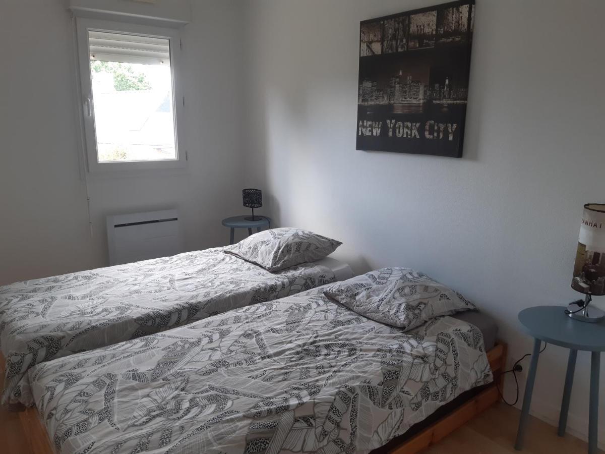 Appartement Au Rdc Avec Jardin Clos, Au Calme. Saint-Aubin-du-Cormier Esterno foto